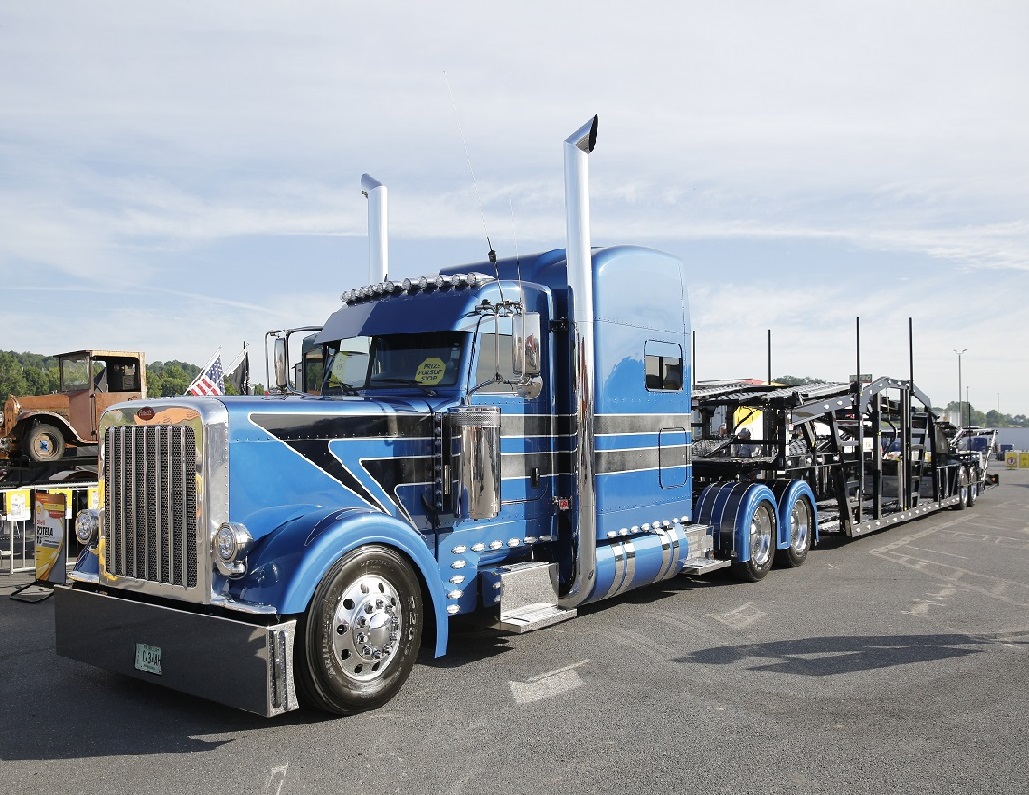 2018 Best of Show truck at SuperRigs