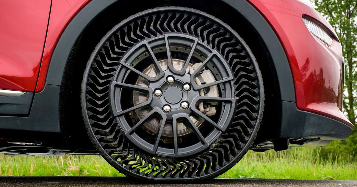 Uptis prototype tire from Michelin and General Motors