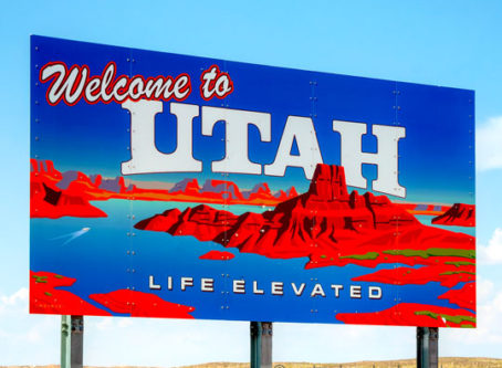 Utah welcome sign by andreykr - stock.adobe.com
