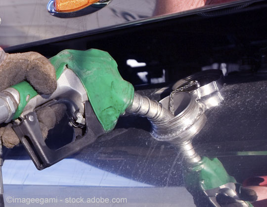 Retail average diesel price jumps again in Rocky Mountains - Land Line Media
