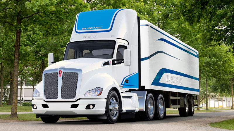 Kenworth T680E battery-electric Class 8 tractor 