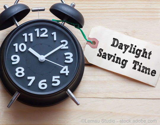 daylight saving time graphic