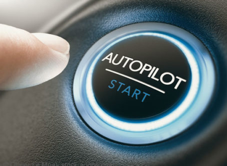 autonomous vehicle autopilot button