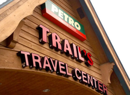 OOIDA's tour trailer stops at Trail's Travel Center in Albert Lea, Minn.