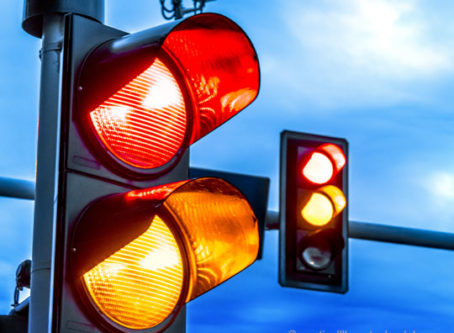 Time’s wasted at traffic signals, report says