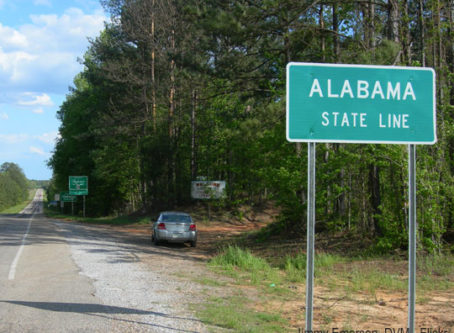 Alabama state line photo by Jimmy Emerson