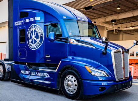 Kenworth event to support Truckers Against Trafficking