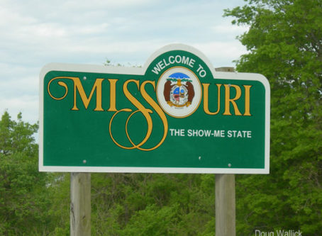 Welcome to Missouri sign by Doug Walick. Highway 27 border with Iowa. Taken on June 27, 2009