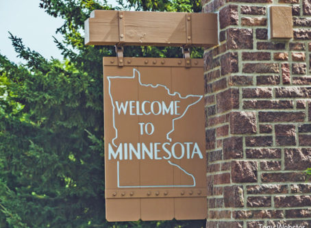 Welcome to Minnesota sign, photo by Tony Webster