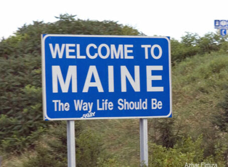 Welcome to Maine sign. Photo by Azhar Elmiza