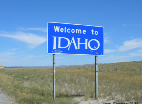 Welcome to Idaho sign, Photo by Jimmy Emerson, DVM
