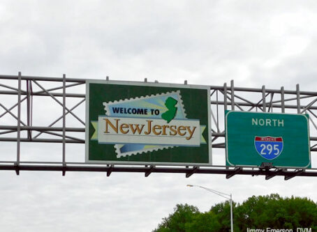Welcome to New Jersey sign on I-295. Photo by Jimmy Emerson, DVM