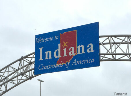 Welcome to Indiana sign on I-80. Photo by Famartin