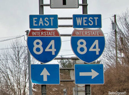 I-84 signs in New York. Photo by Bebo2good1