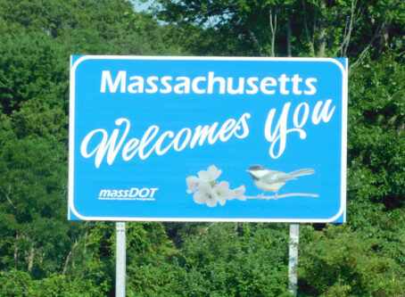 Massachusetts Welcome Sign on I 195. Photo by Jimmy Emmerson, DVM