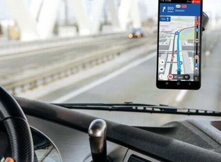 TomTom’s GO Navigation app introduces truck navigation