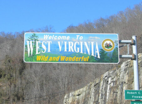 Welcome to West Virginia sign photo by Jimmy Emerson, EVM