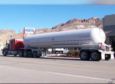 Propane tanker truck, image by Mark Holloway