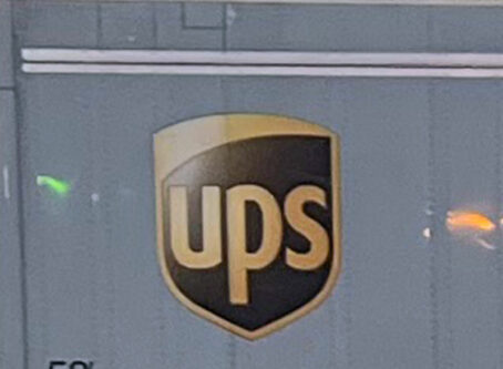 UPS trailer image by Marty Ellis, OOIDA