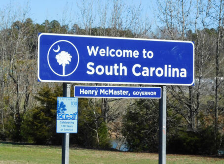 Welcome to South Carolina sign. Photo by Jimmy Emerson - DVM