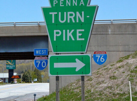 Pennsylvania Turnpike sig. Photo by Ben schumin
