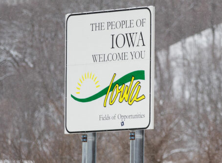 Iowa welcome sign. Photo by Tony Webster