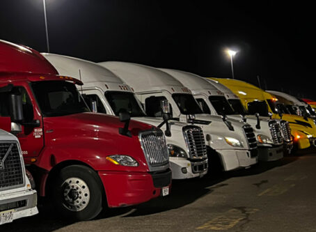 Truck parking photo by Marty Ellis for OOIDA