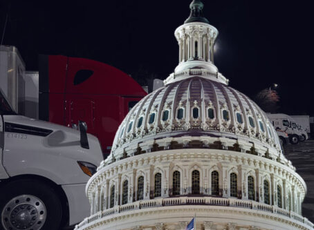 Senate, House introduce bipartisan truck parking bill
