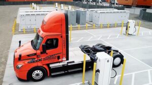 Schneider opens Southern California truck charging depot 