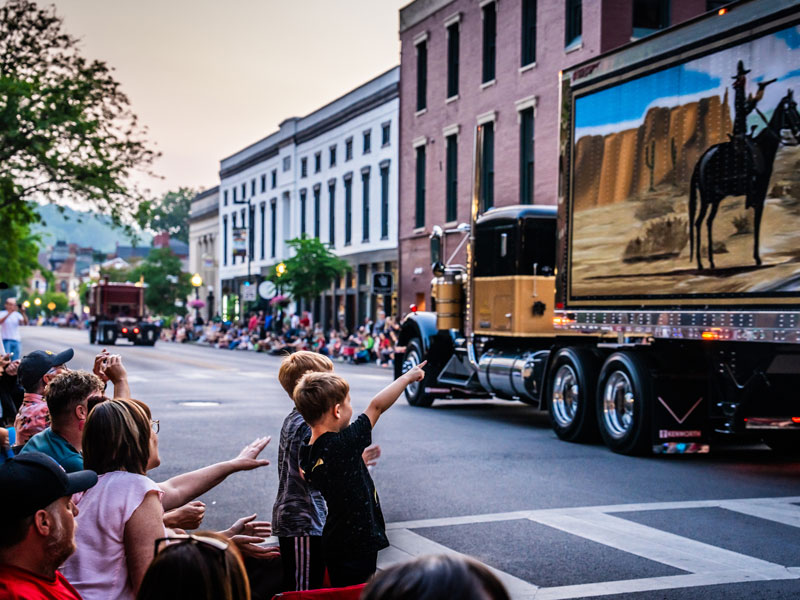 Kenworth 2023 parade in Chillicothe, Ohio. Photos courtesy Kenworth Truck.